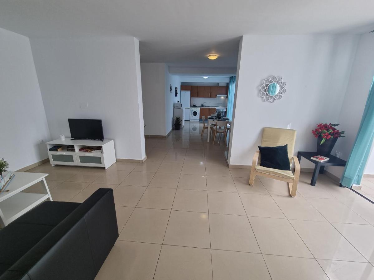 Apartamento El Jameo Плайя-Бланка Екстер'єр фото
